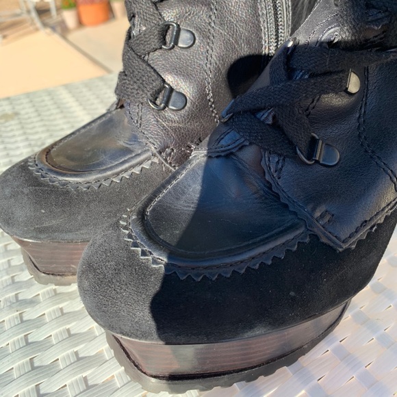 Donald J Pliner Boots - Picture 13 of 14